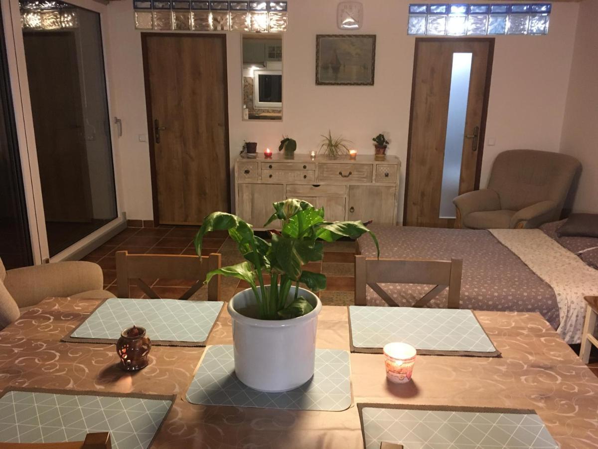 Appartement Na Vyhlidce à Vrané nad Vltavou Extérieur photo